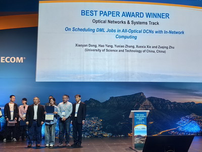 Xiaoyan Dong receives Best Paper Award in Award Ceremony of GLOBECOM 2024, Cape Town, South Africa, Dec. 11, 2024.